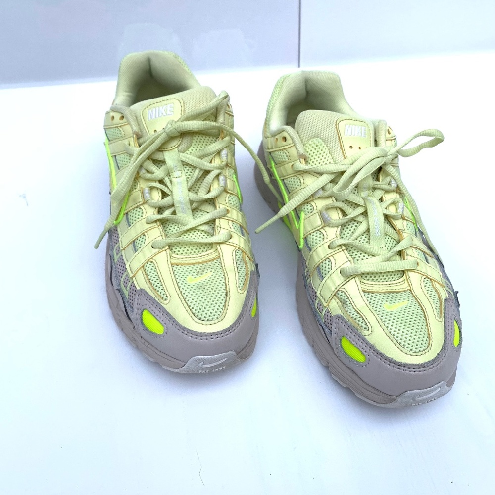 Nike P-6000 Luminous Green Tech Runner Y2K Running Sneakers Women’s 9 Retro